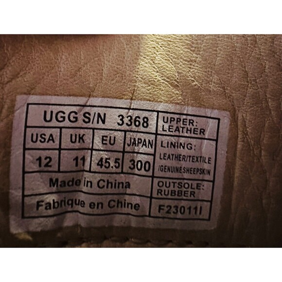 UGG Manhattan‎ Chukka Ankle Boots Shoes Black Leather Lace Up Men\'s SIZE 12 main image 4